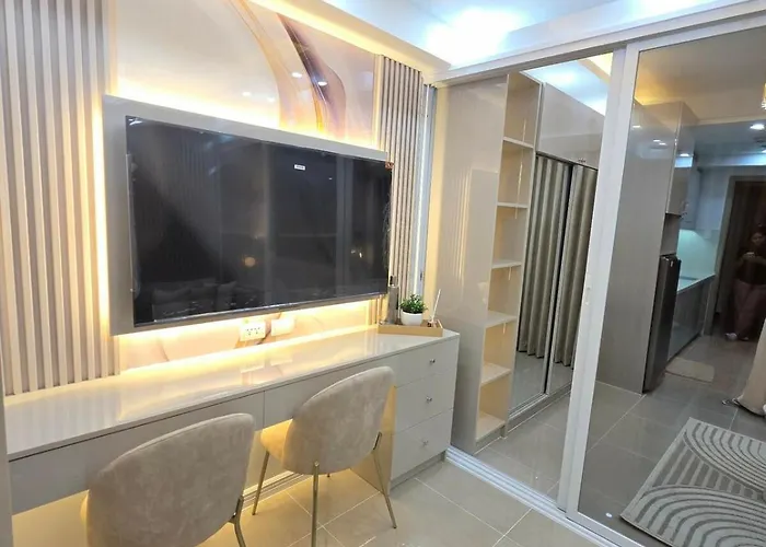 Royal At Shore Residences Near Sm Moa And Airport *